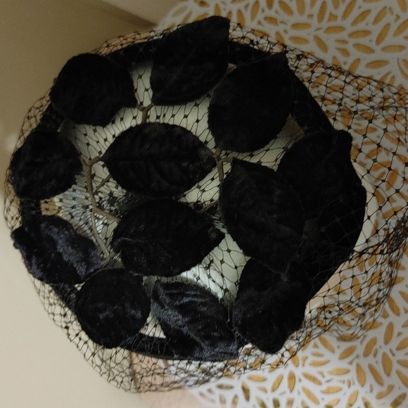 Vintage Black Pill Hat - Picture 7 of 9